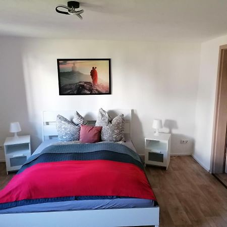 Fewo Im Lehm-Fachwerkhaus Erfurt Mit 3 Einzelnen Schlafzimmern Je Mit Tv Esterno foto