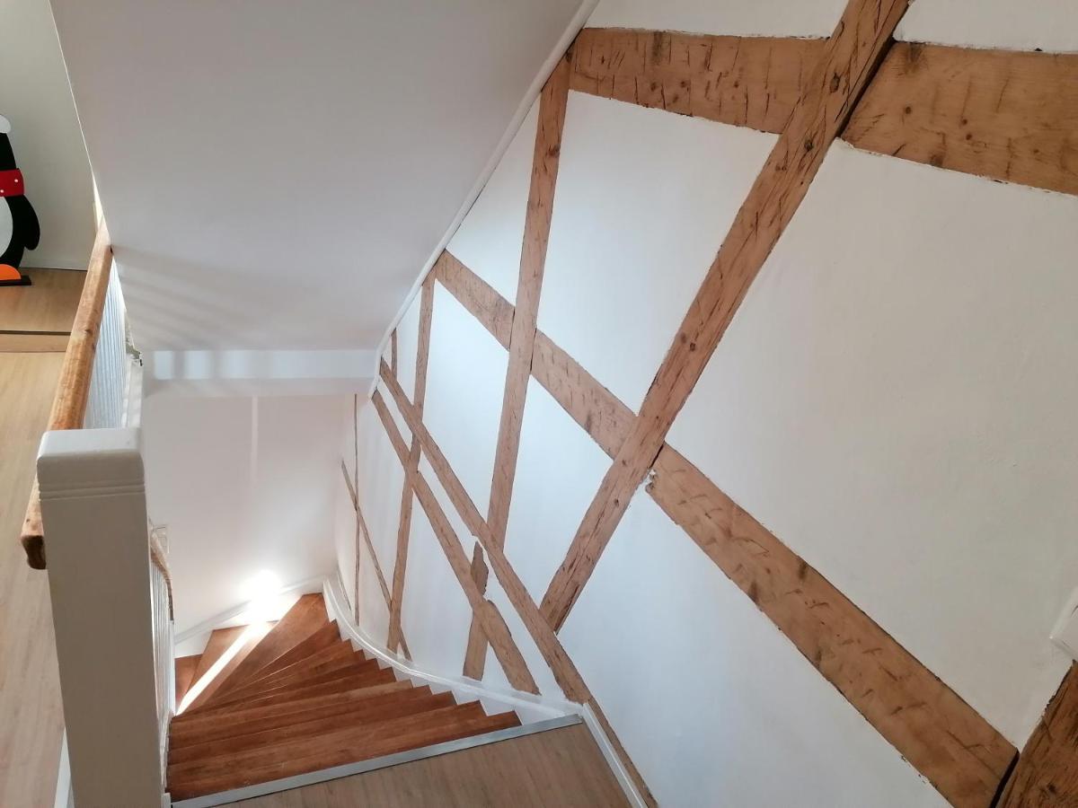 Fewo Im Lehm-Fachwerkhaus Erfurt Mit 3 Einzelnen Schlafzimmern Je Mit Tv Esterno foto
