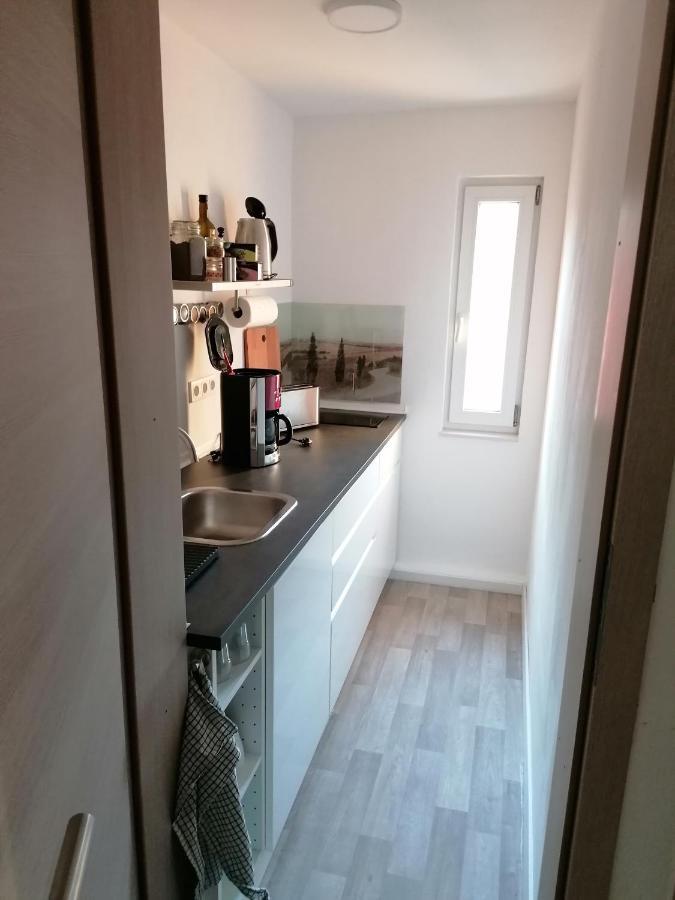 Fewo Im Lehm-Fachwerkhaus Erfurt Mit 3 Einzelnen Schlafzimmern Je Mit Tv Esterno foto